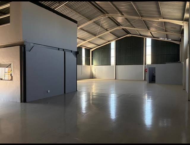 BUSINESS PROPERTY TO RENT IN COTSWOLD
